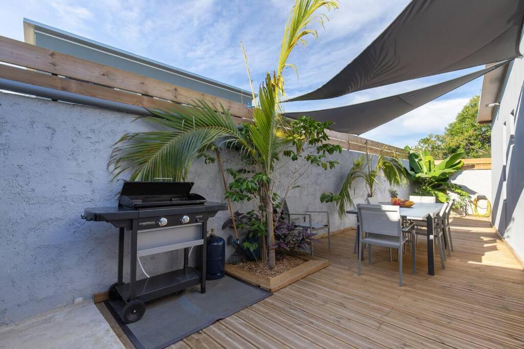 Villa Benjoin St-Pierre Piscine Chauffee Et Mer Saint Pierre Exteriér fotografie